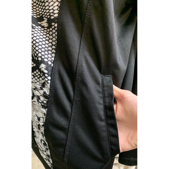 Activology Women’s Snake Print Athletic Jacket Size 1X - Picture 6 of 8
